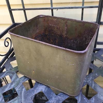 Lot 100 - Metal Potting Table with Accessories 