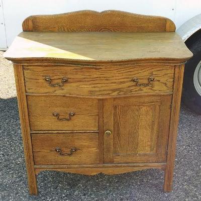 301 -  Small Oak Dresser