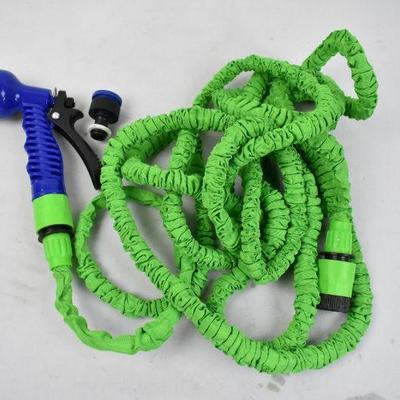 Tangle Free Expandable Garden Hose w/ Sprayer Attachment 25 Foot Green