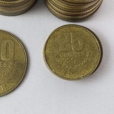 ~4700 Costa Rican Colones (Coin Values of 10, 25, 50, 100, and 500)