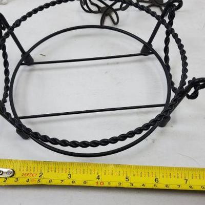 Assorted Wire Items & Buckets