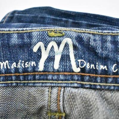 4 Pairs of Women's Jeans: Maurices, Vanilla Star, Wallflower, Madison