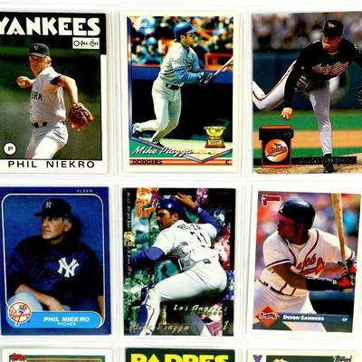 MIKE PIAZZA Phil Niekro Steve Garvey Mike Mussina BASEBALL CARDS SET OF 9 - EX/MINT