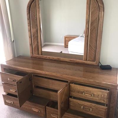 Oak Mirror and Dresser Bedroom Set