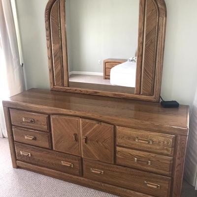 Oak Mirror and Dresser Bedroom Set