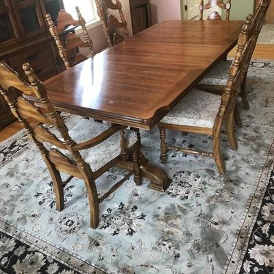Dining Table and 8 Chairs With Table Cover