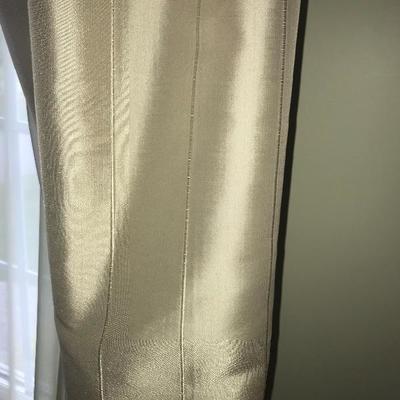 4 Sets of Draperies With Valance