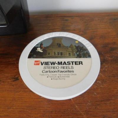 Vintage View-Master with Cartoon Favorites Stereo Reel 