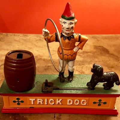 Working reproduction vintage cast-iron clown bank