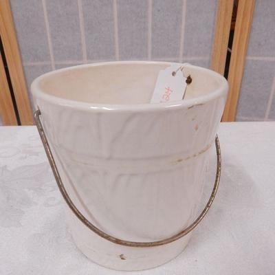 Hull Pottery White Bucket w/ Metal Handle -