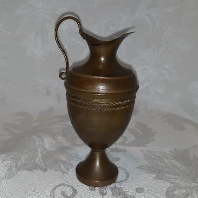 Mini copper urn, 5x3