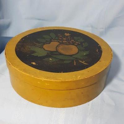 Vintage painted wood round box with lid, painted, apples
