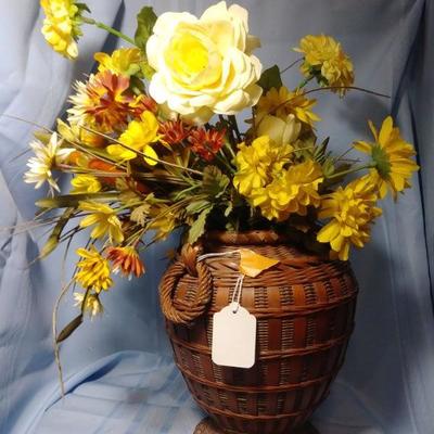 Wicker Flower Vase with Fake Flowers (Basket is 9