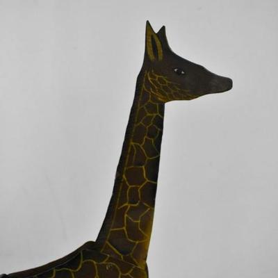 Balanced Running Giraffe, Metal