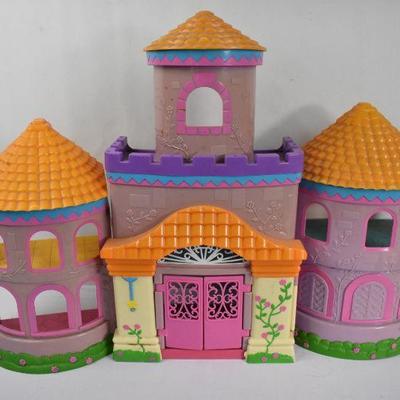 Plastic Dollhouse for Dolls up to 6