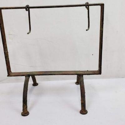 Unique Metal Square with Hooks, about 9
