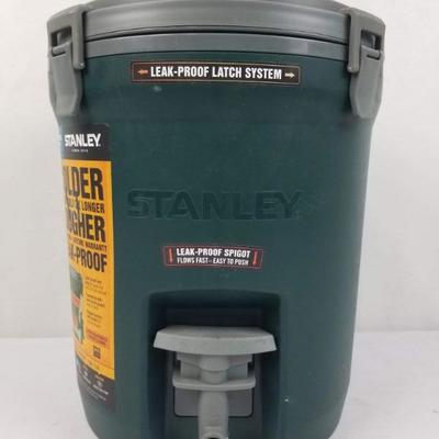 Stanley Adventure Water Jug, 2 Gallons, Green