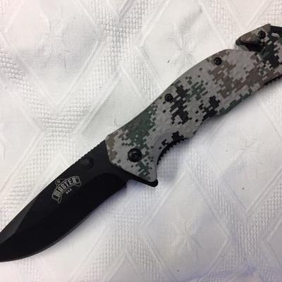 Lot 055 Collectible knife, unusual camo