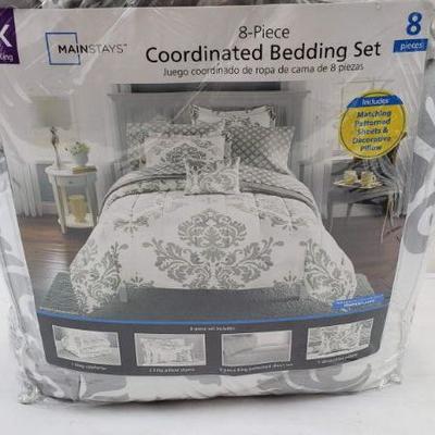 King 8 Piece Coordinating Bed Set, Gray/White Classic Noir- New