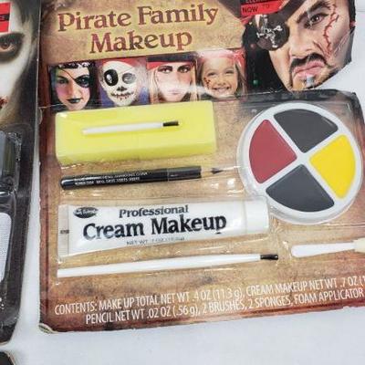 Halloween Makeup Lot Family Vampire/Pirates/Pirate Family/Zombie/Test Tube - New