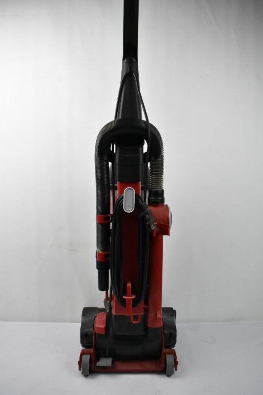Vacuum, Red & Black, Bagless Eureka Airspeed Exact Pet Works