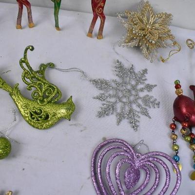 19 Sparkly Ornaments