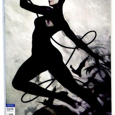 CATWOMAN #10 Stanley ARTGERM Variant Cover - 2019 DC Comics - NM