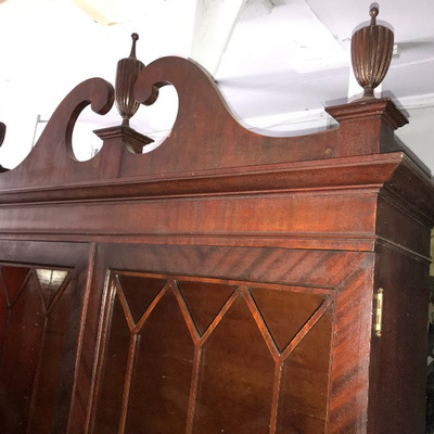 Chippendale Mahogany China Cabinet China Hutch