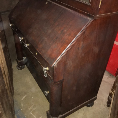 Chippendale Mahogany China Cabinet China Hutch