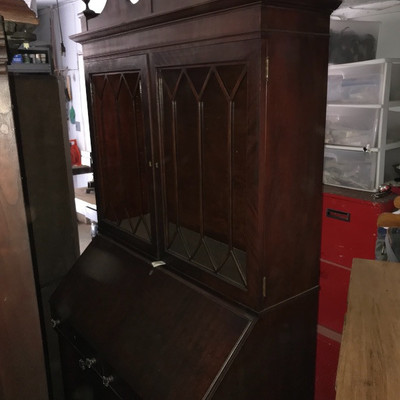 Chippendale Mahogany China Cabinet China Hutch