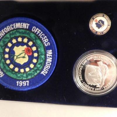 National Law Enforcement 1997 P Insignia Set Officer's Memorial 90% Proof Silver Coin COA