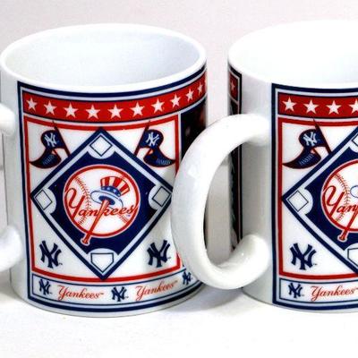 NY YANKEES Collector Mugs Set of 4 by Danbury Mint - Mint