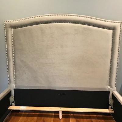 Lot 32 - Silver Upholstered Queen Bed - like new
