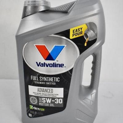 Valvoline Motor Oil: 5 Quarts 5W-30 - New