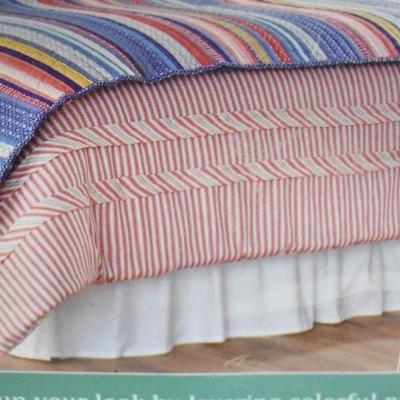 Pioneer Woman Full/Queen Comforter, Ticking Stripe/Floral Red, Cream & Tan - New