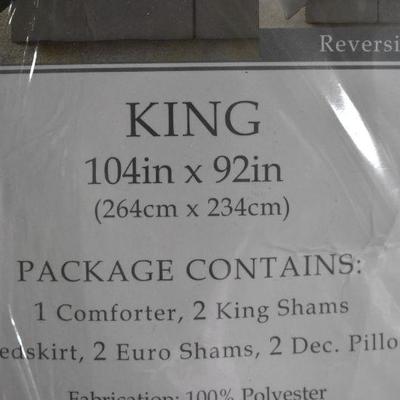 8 Piece Comforter Set, King Size 