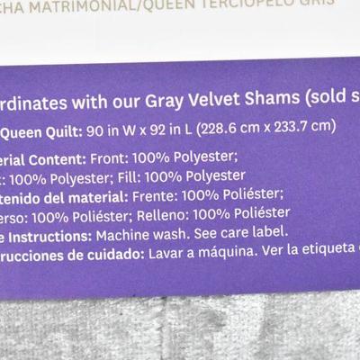 Better Homes and Gardens Full/Queen Quilt, Gray Velvet - New