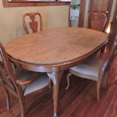 Thomasville Table and Chairs