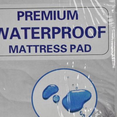 Premium Waterproof Mattress Pad , Queen Size - New
