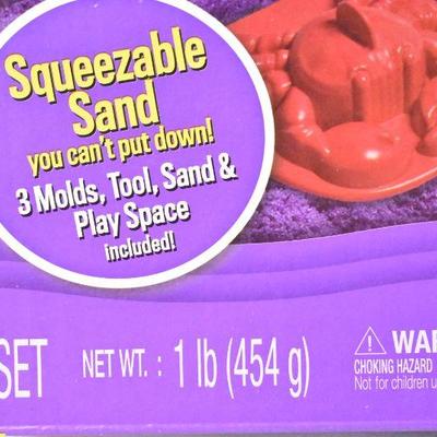 Kinetic Sand Sandcastle Set, Purple, 1 Pound - New, Damaged Box