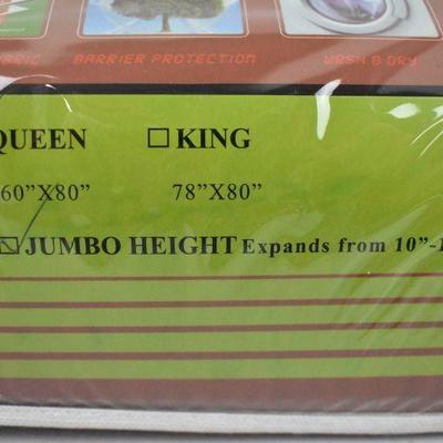 Premium Mattress Protector, Queen Jumbo Height - New