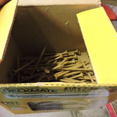 Assorted Construction and Deck Screws