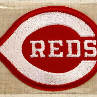 1975 CINCINNATI REDS BASEBALL TEAM PATCH - Cooperstown Collection by Willabee & Ward