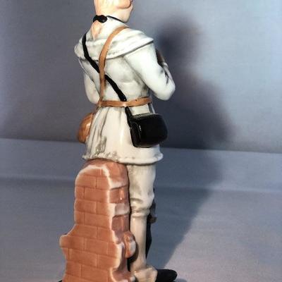 Two Vintage Revloutionary War figurines by Andrea