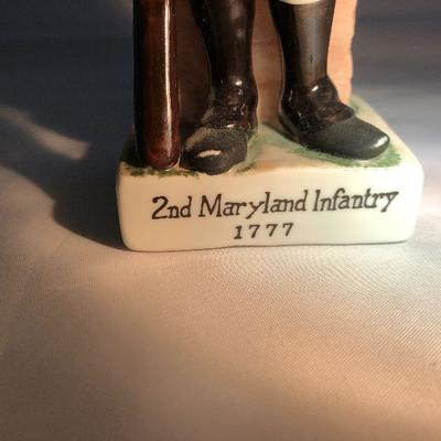 Two Vintage Revloutionary War figurines by Andrea