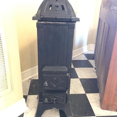 A Great Cast Iron Wood Stove