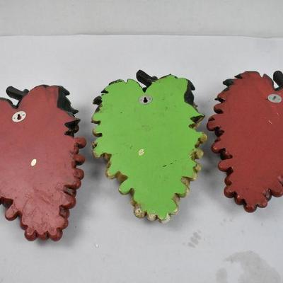 3 Piece Grape Wall Decor: 2 Red & 1 Green, Hand Painted Vintage