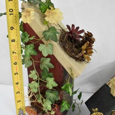 4 Piece Birdhouses & Faux Flowers Decor