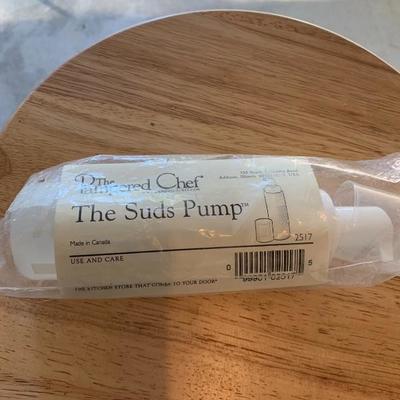 NEW PAMPERED CHEF THE SUDS PUMP