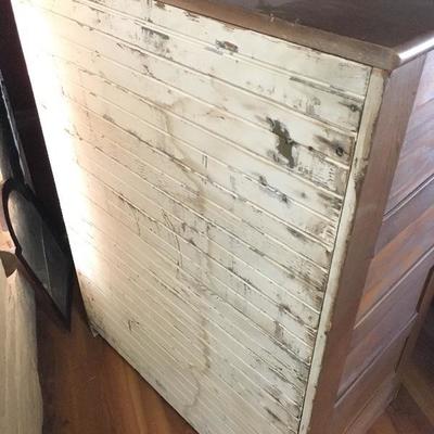 Antique Refrigerator Great Condition 